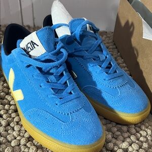 Brand new Veja women’s blue suede sneakers.